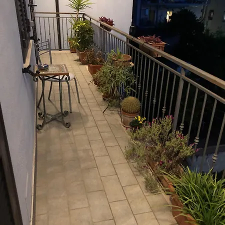 Il Giardino Della Reggia Bed & Breakfast *